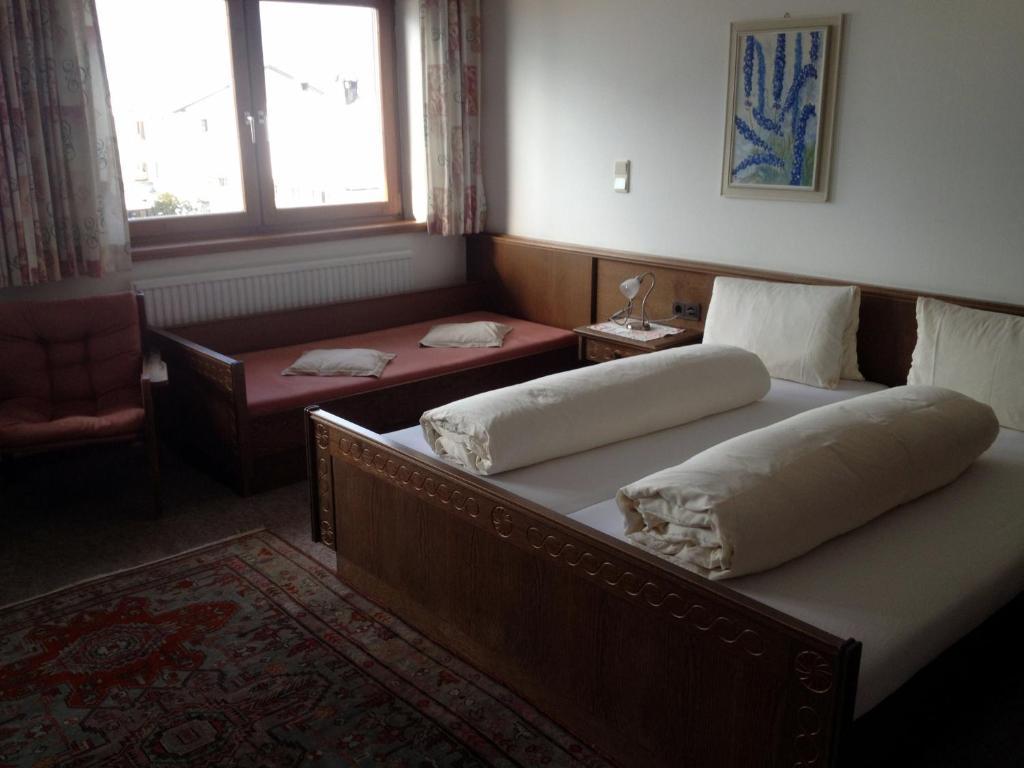 Pension Wallnoefer Hotel Mieming Room photo